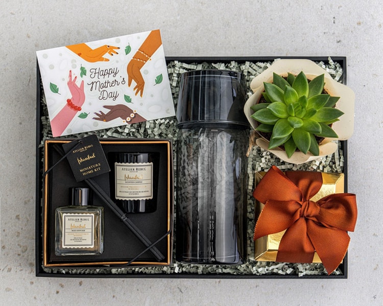 Atelier Rebul & Harem Anneler Günü Hediye Kutusu