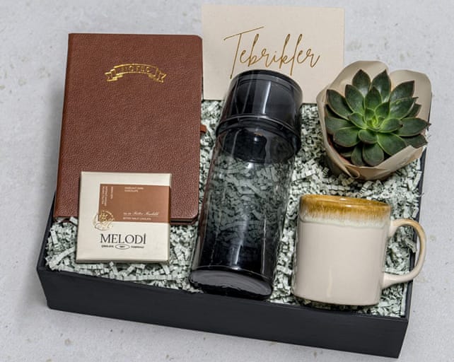 Bej Taba Hediye Kutusu