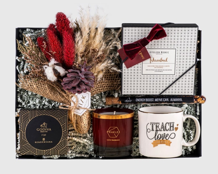 Dolu Dolu Öğretmenler Günü Hediye Kutusu