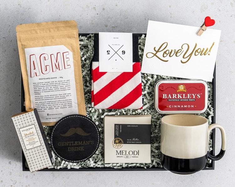 Dopdolu Sevgililer Günü Hediye Kutusu