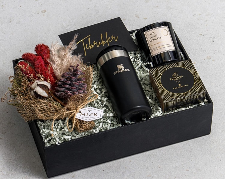 Misk & Stanley Tebrik Hediye Kutusu