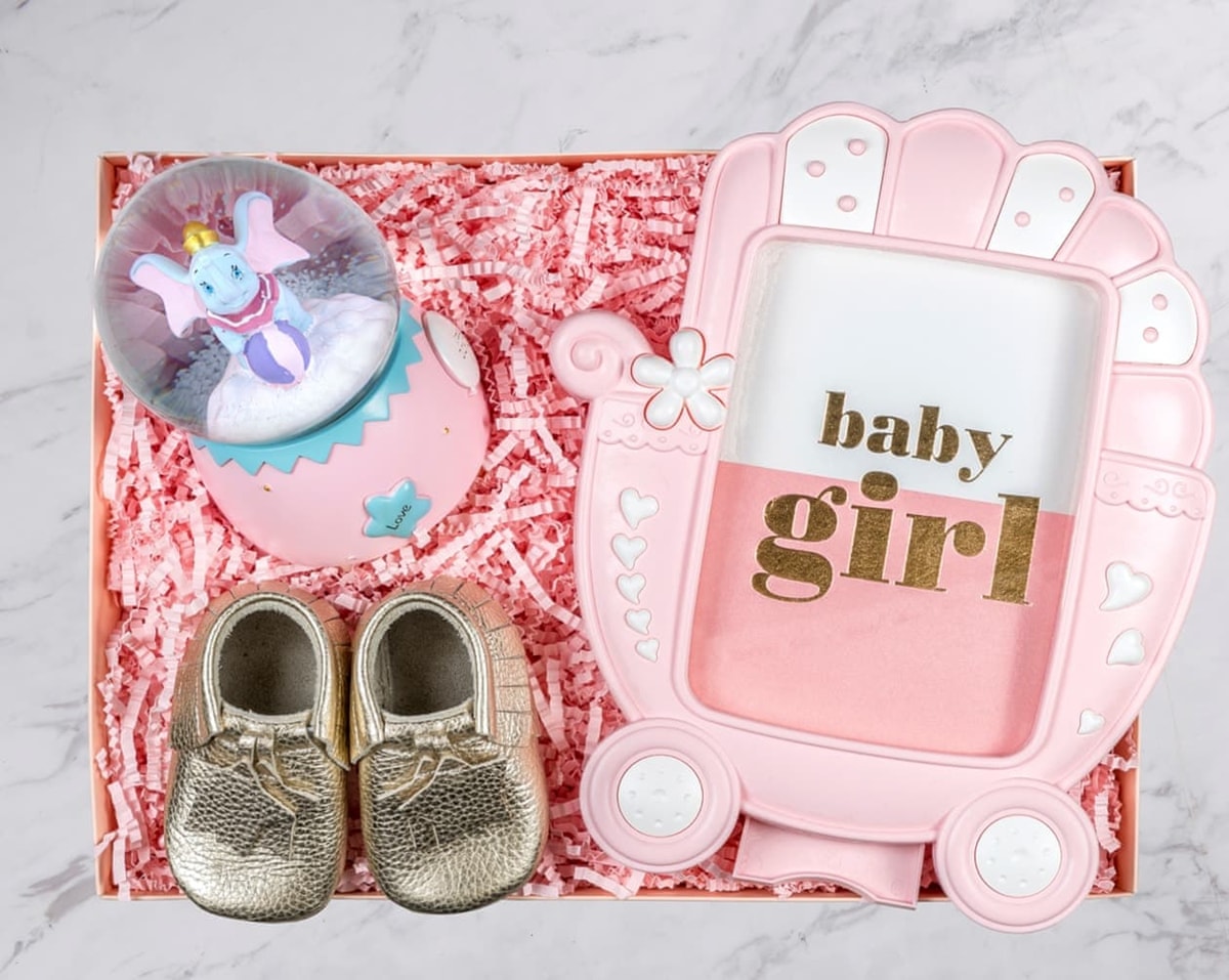 Müzikli Jumbo Kız Bebek Hediye Kutusu BendenSana