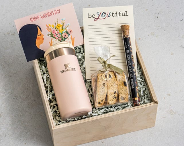Stanley Mini Kadınlar Günü Hediye Kutusu